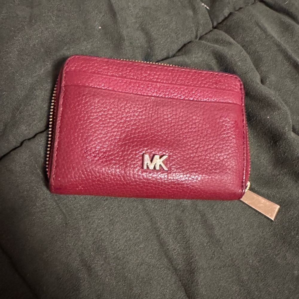 MICHAEL KORS Small Pebbled Leather Wallet burgundy